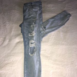 Lithuania wash ripped jeans from back and front